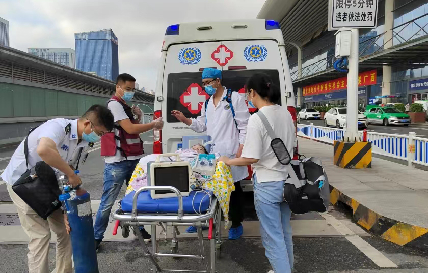 阿克苏救护车出租公司